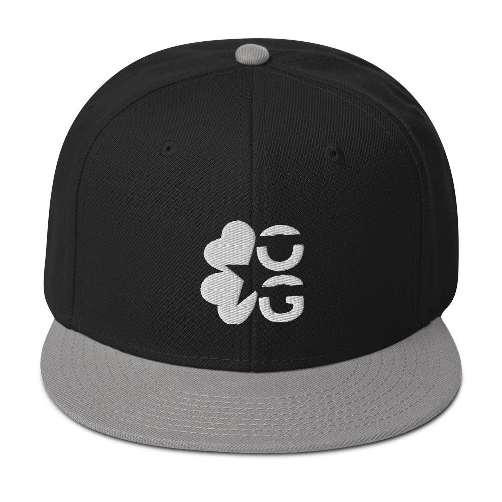 OGRADA Clover Snapback Hat